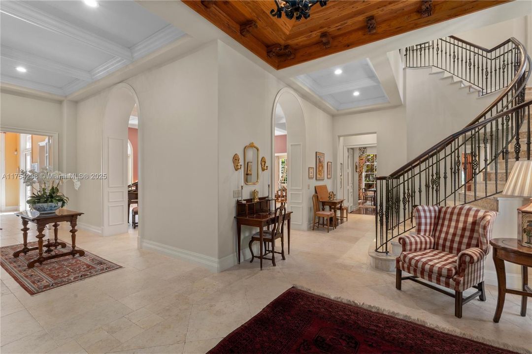 На продажу: $30,000,000 (6 спален, 6 ванн, 9552 Квадратных фут)