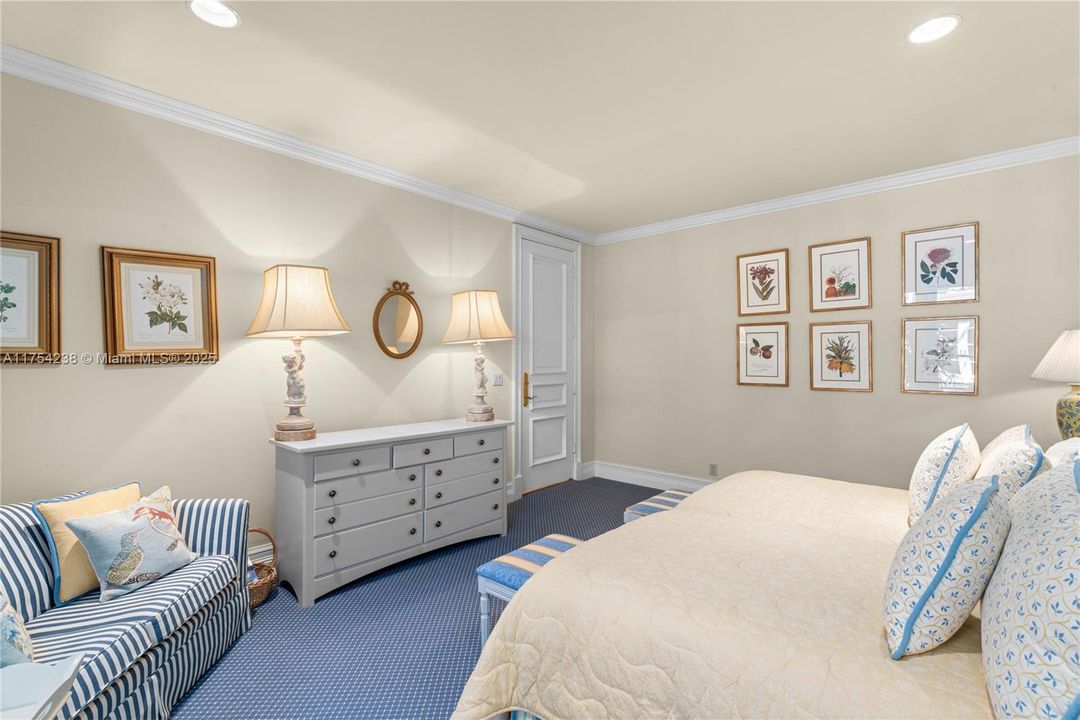 На продажу: $30,000,000 (6 спален, 6 ванн, 9552 Квадратных фут)