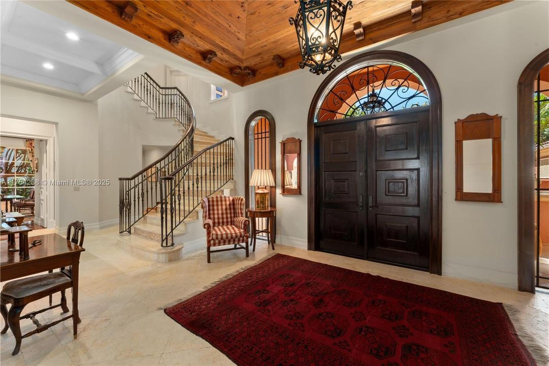 На продажу: $30,000,000 (6 спален, 6 ванн, 9552 Квадратных фут)