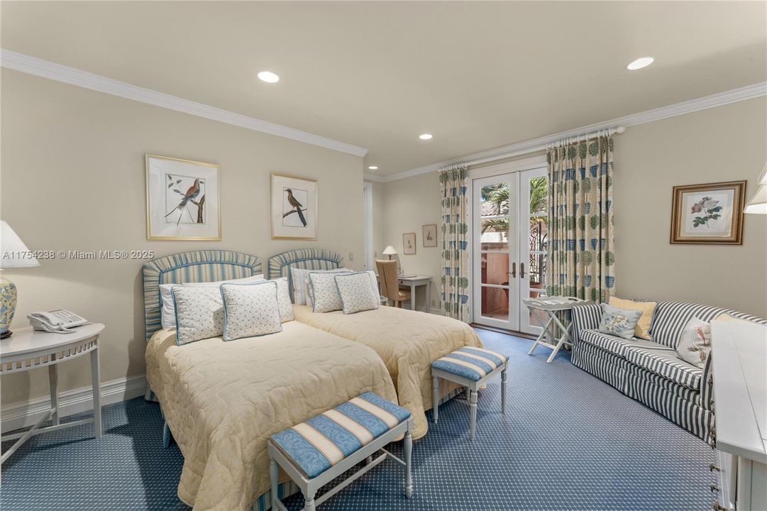 На продажу: $30,000,000 (6 спален, 6 ванн, 9552 Квадратных фут)