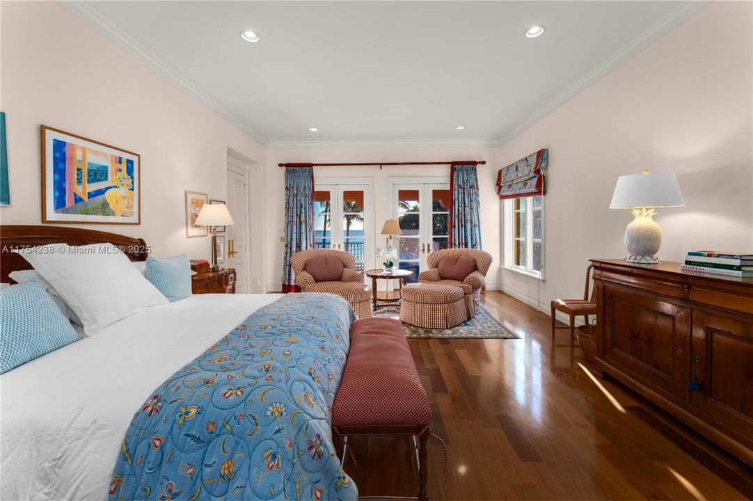 На продажу: $30,000,000 (6 спален, 6 ванн, 9552 Квадратных фут)