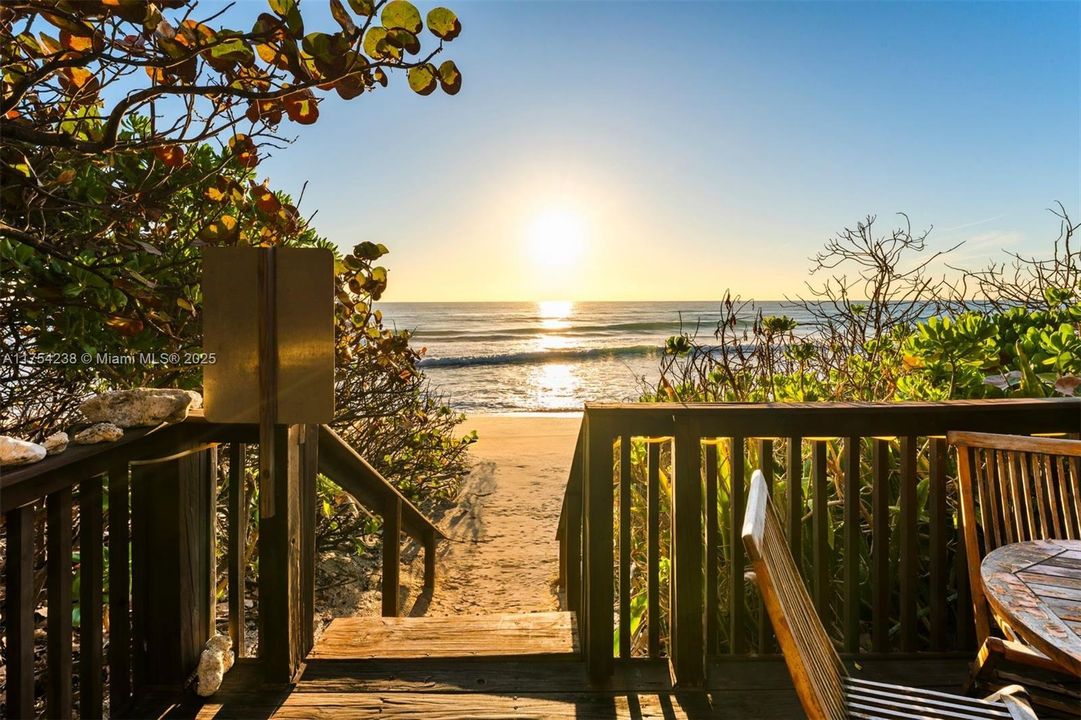 На продажу: $30,000,000 (6 спален, 6 ванн, 9552 Квадратных фут)