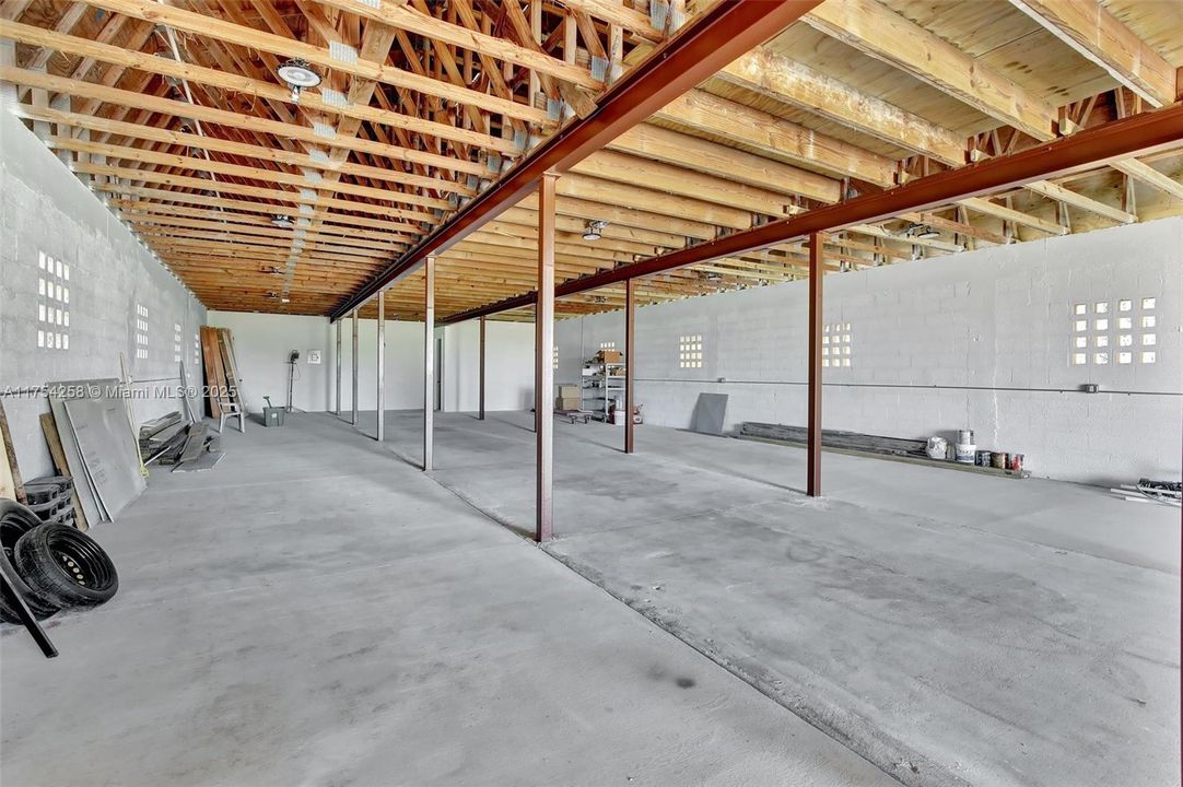 На продажу: $2,300,000 (5 спален, 5 ванн, 2613 Квадратных фут)