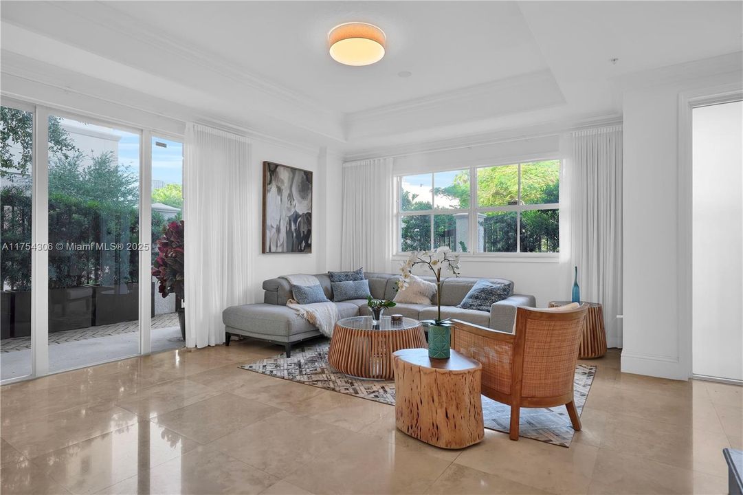 Recently Rented: $8,700 (3 beds, 3 baths, 2860 Square Feet)