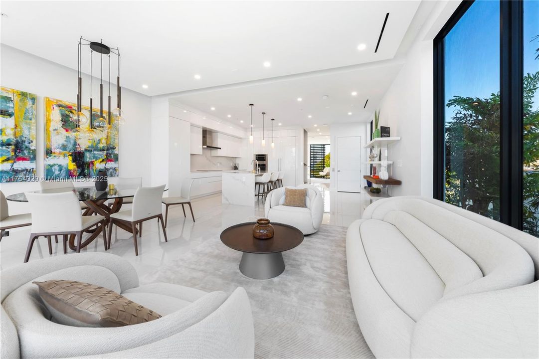 Vendido Recientemente: $3,695,000 (5 camas, 5 baños, 3987 Pies cuadrados)