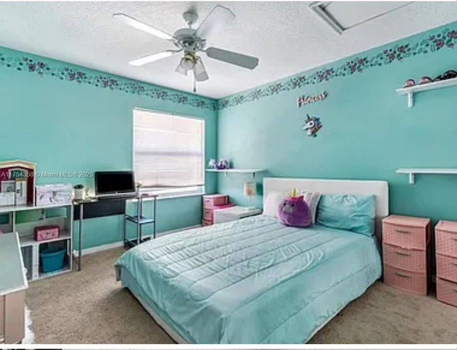 For Sale: $710,000 (5 beds, 3 baths, 2608 Square Feet)