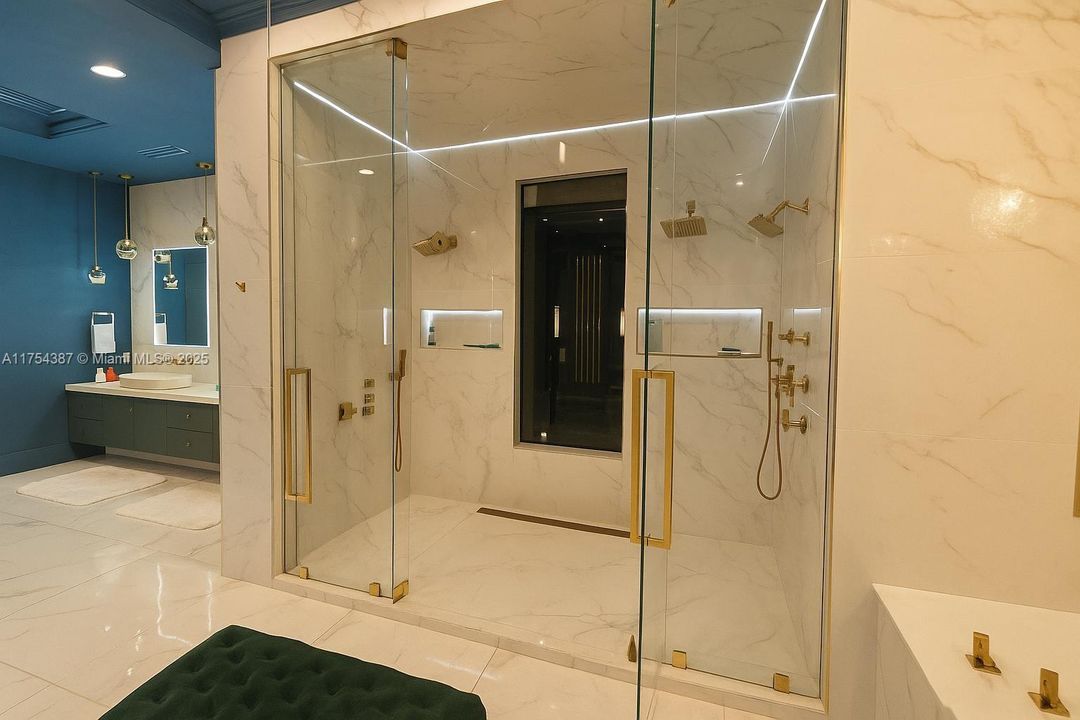 Vendido Recientemente: $4,900,000 (6 camas, 5 baños, 6578 Pies cuadrados)