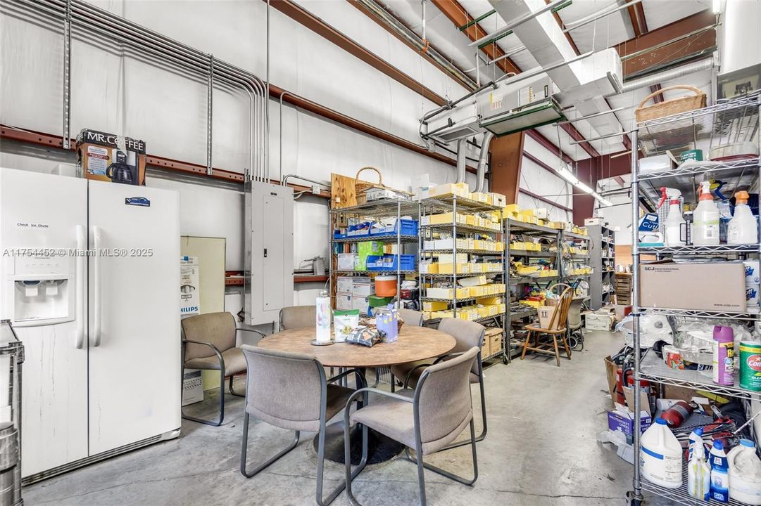 Недавно продано: $3,100,000 (0 спален, 0 ванн, 0 Квадратных фут)