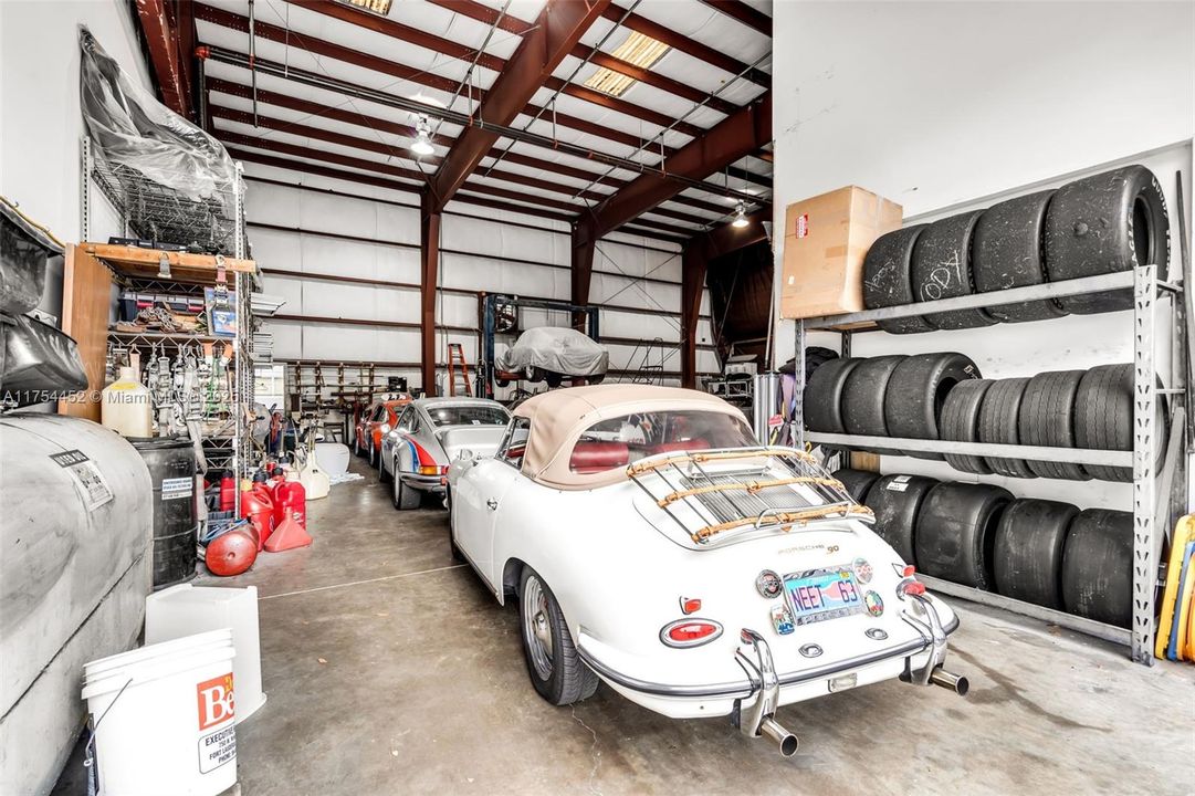 Недавно продано: $3,100,000 (0 спален, 0 ванн, 0 Квадратных фут)