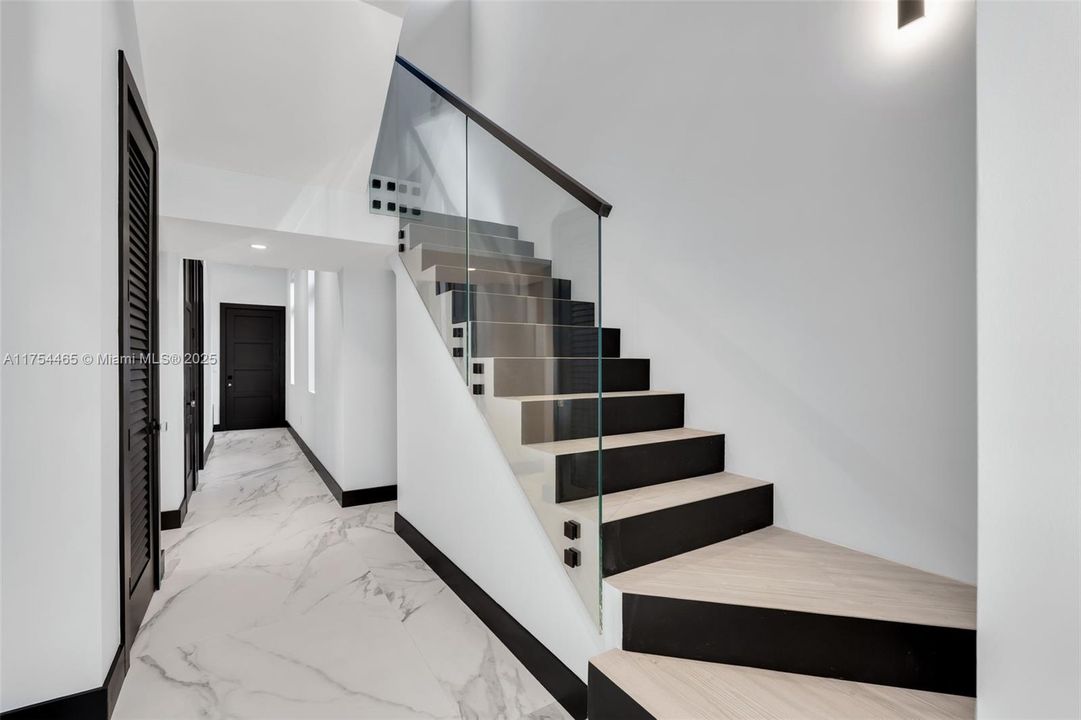 Недавно продано: $13,799,000 (7 спален, 8 ванн, 7459 Квадратных фут)