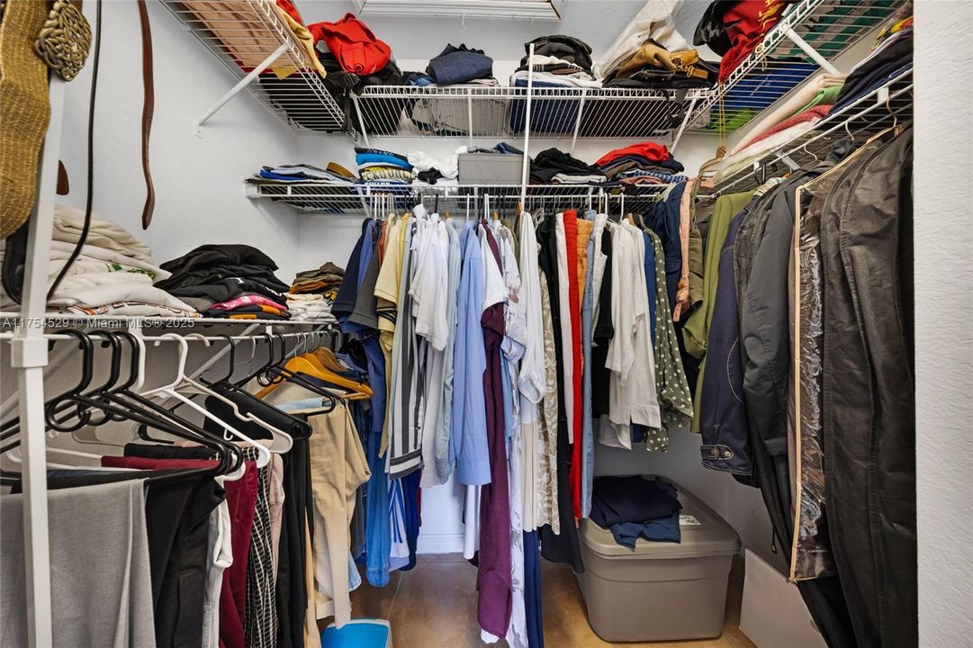 Vendido Recientemente: $455,000 (3 camas, 2 baños, 1364 Pies cuadrados)