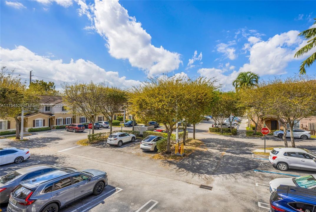 Vendido Recientemente: $455,000 (3 camas, 2 baños, 1364 Pies cuadrados)