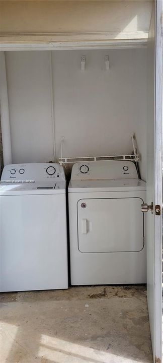 Recently Rented: $22,800 (1 beds, 1 baths, 614 Square Feet)