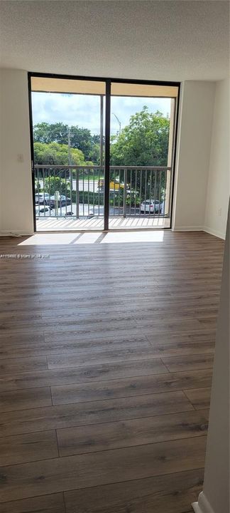 Recently Rented: $22,800 (1 beds, 1 baths, 614 Square Feet)