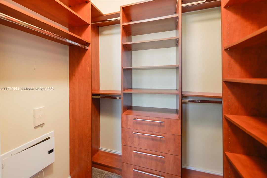 Vendido Recientemente: $350,000 (1 camas, 1 baños, 968 Pies cuadrados)