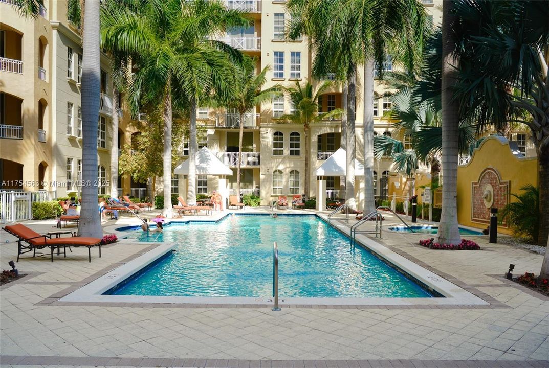 Vendido Recientemente: $350,000 (1 camas, 1 baños, 968 Pies cuadrados)