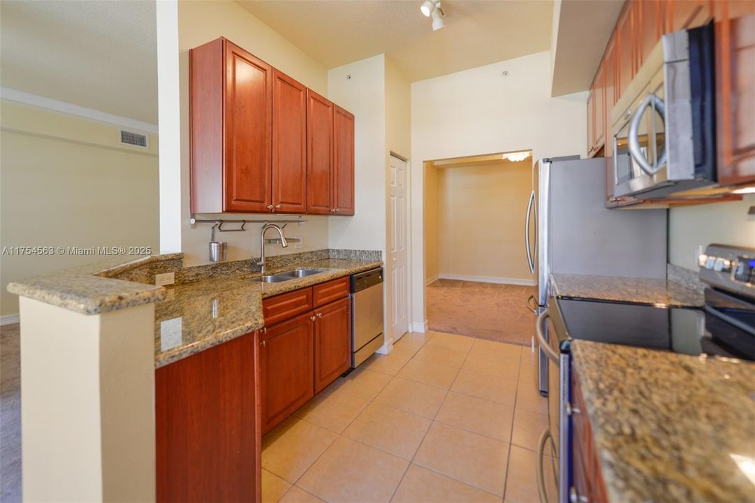 Vendido Recientemente: $350,000 (1 camas, 1 baños, 968 Pies cuadrados)