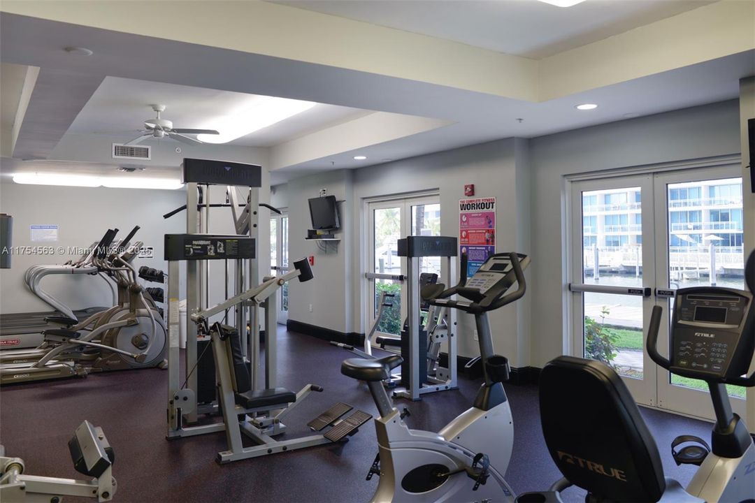 Vendido Recientemente: $350,000 (1 camas, 1 baños, 968 Pies cuadrados)