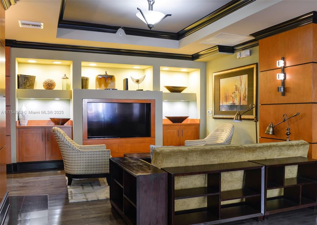 Vendido Recientemente: $350,000 (1 camas, 1 baños, 968 Pies cuadrados)