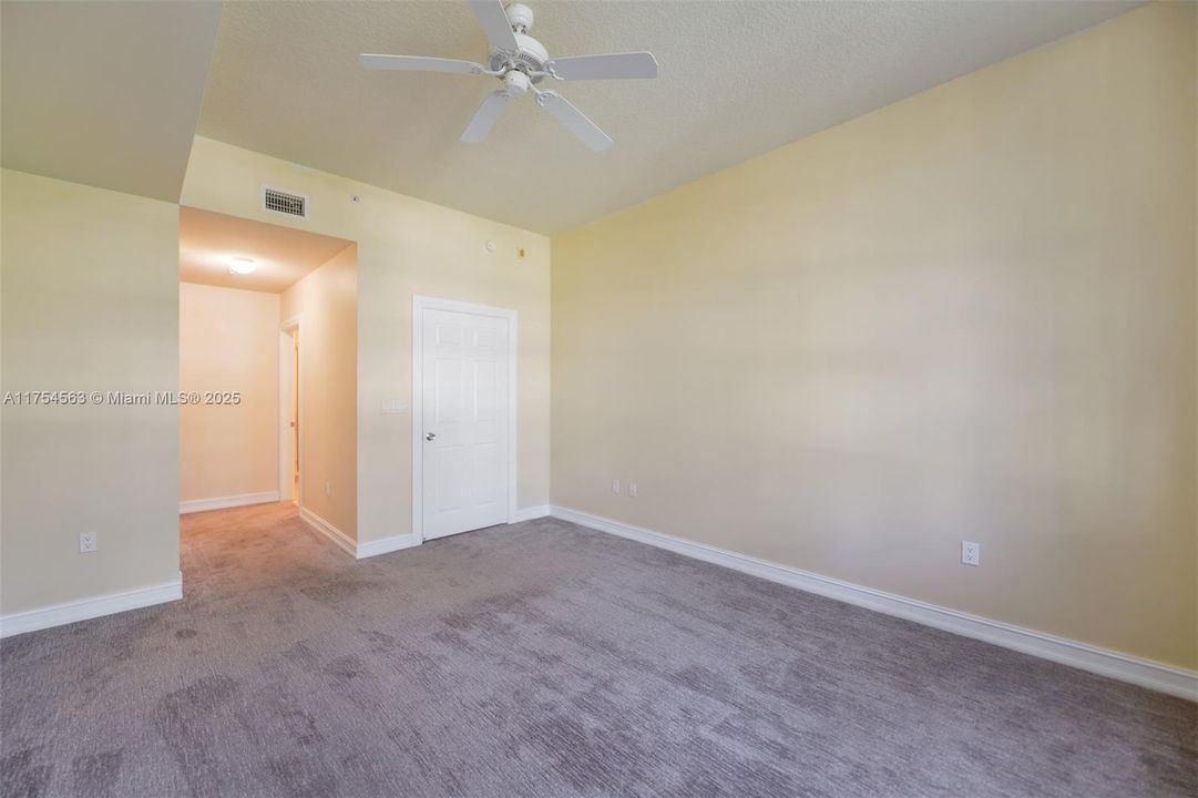 Vendido Recientemente: $350,000 (1 camas, 1 baños, 968 Pies cuadrados)