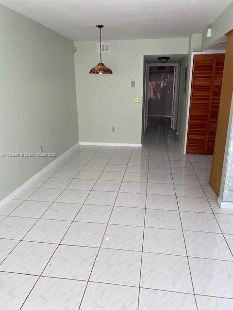 Recently Rented: $2,350 (2 beds, 2 baths, 1110 Square Feet)