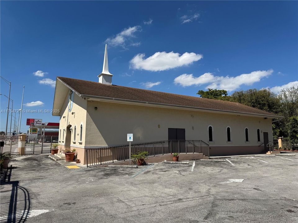 На продажу: $2,600,000 (0 спален, 0 ванн, 0 Квадратных фут)