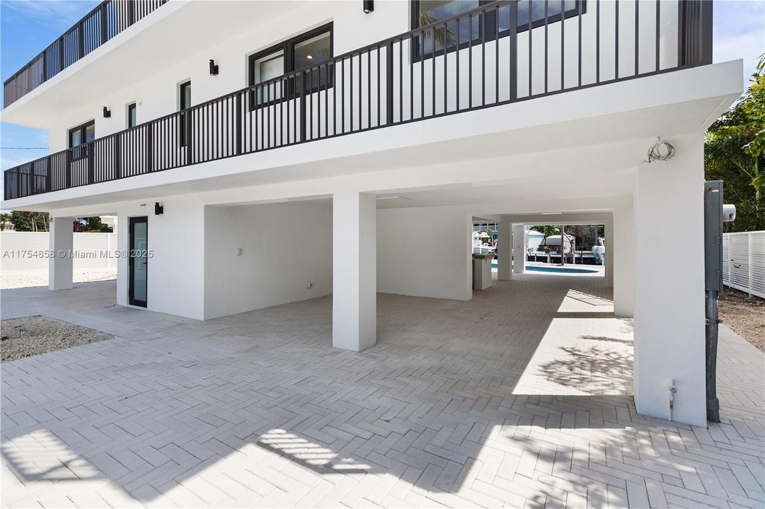 Недавно продано: $2,599,000 (3 спален, 3 ванн, 2208 Квадратных фут)