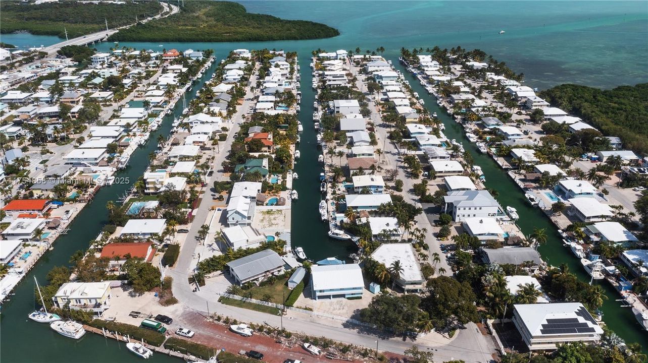 Недавно продано: $2,599,000 (3 спален, 3 ванн, 2208 Квадратных фут)
