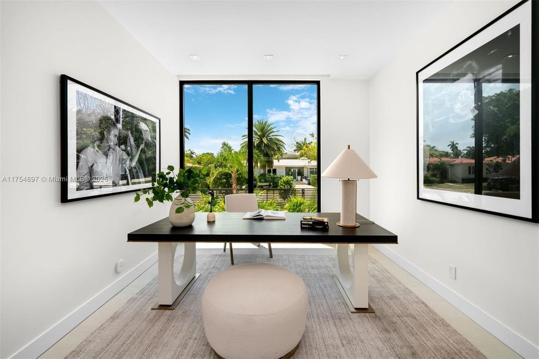 Activo con contrato: $7,950,000 (6 camas, 6 baños, 5331 Pies cuadrados)