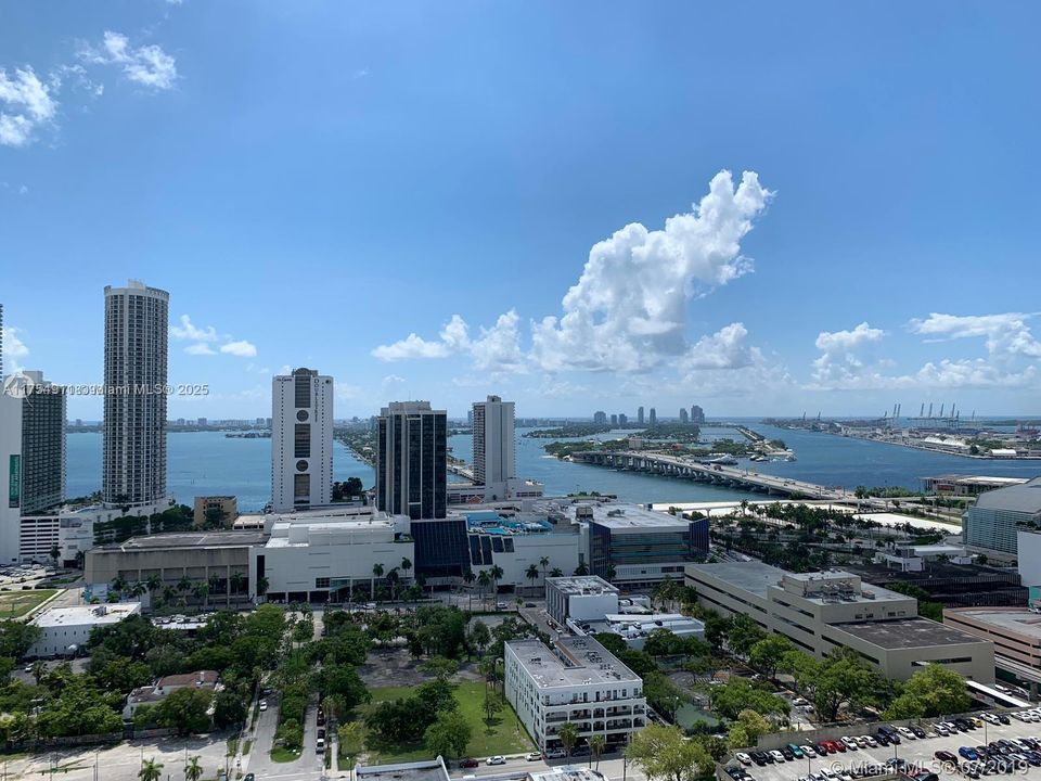 Vendido Recientemente: $370,000 (0 camas, 1 baños, 588 Pies cuadrados)