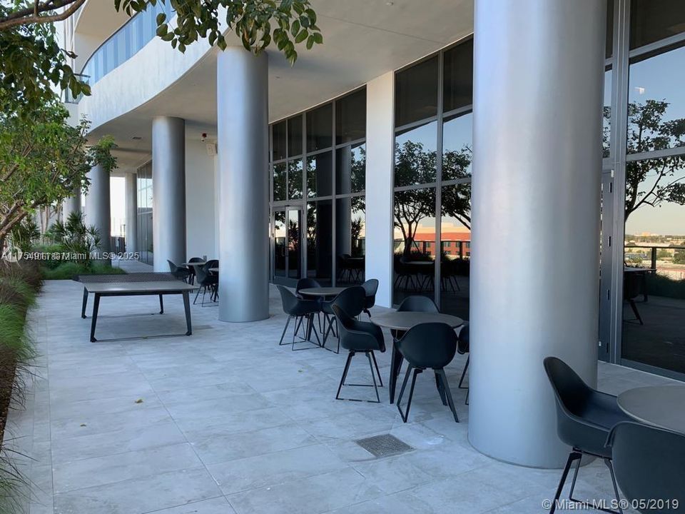 Vendido Recientemente: $370,000 (0 camas, 1 baños, 588 Pies cuadrados)