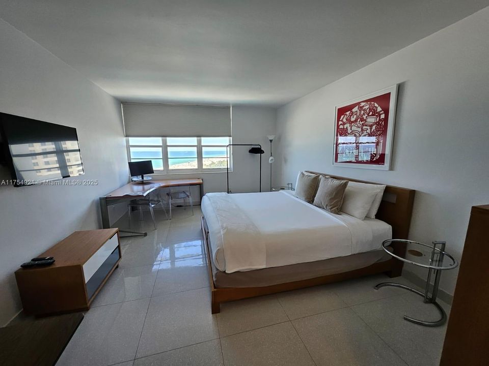 待售: $1,050,000 (1 贝兹, 1 浴室, 880 平方英尺)