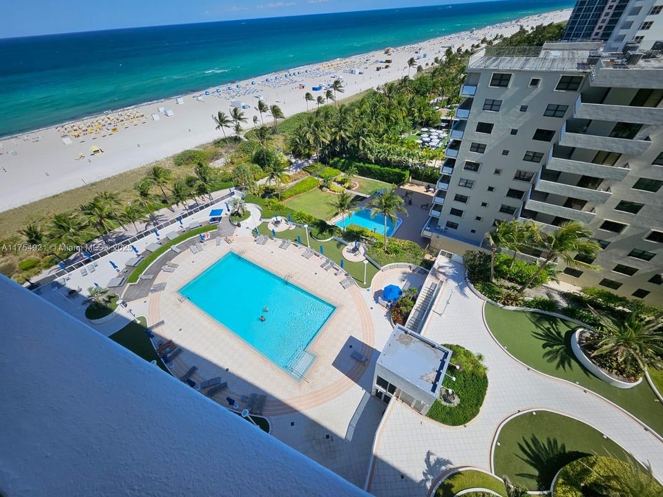 待售: $1,050,000 (1 贝兹, 1 浴室, 880 平方英尺)