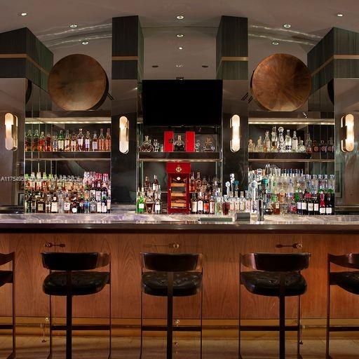 Activo con contrato: $19,000 (3 camas, 3 baños, 2214 Pies cuadrados)