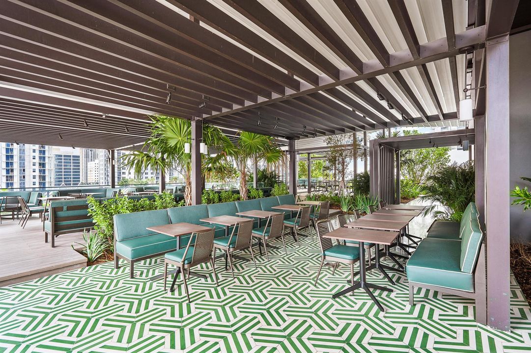 033-601Northeast1stAvenue-Miami-FL-33132