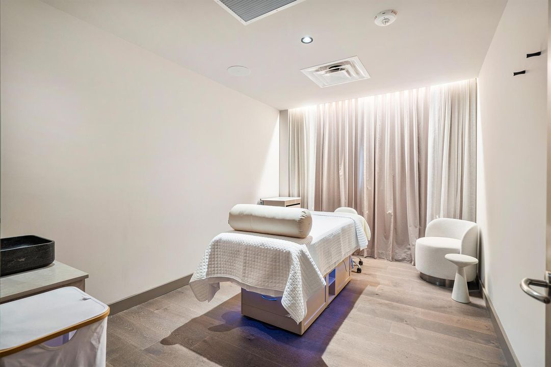 049-601Northeast1stAvenue-Miami-FL-33132