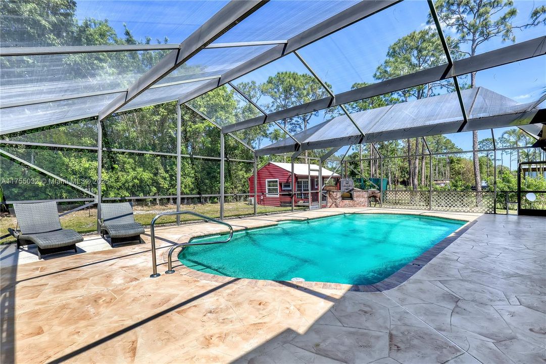 最近售出: $950,000 (4 贝兹, 3 浴室, 2766 平方英尺)