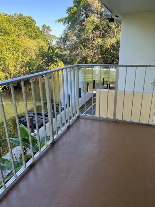 Vendido Recientemente: $180,000 (1 camas, 1 baños, 572 Pies cuadrados)