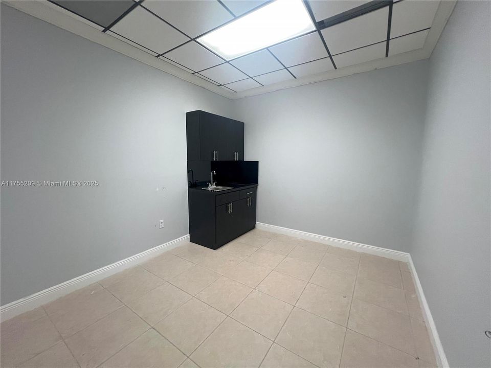 最近租的: $29 (0 贝兹, 0 浴室, 0 平方英尺)