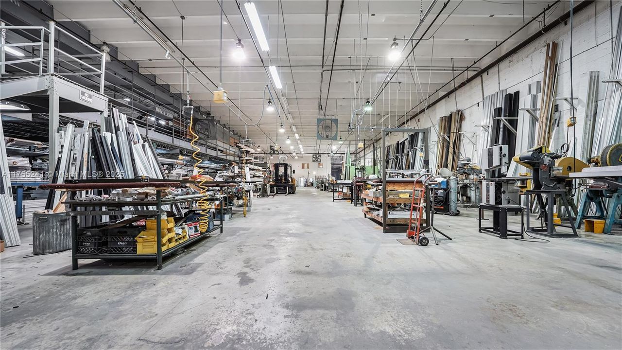 最近售出: $6,500,000 (0 贝兹, 0 浴室, 0 平方英尺)