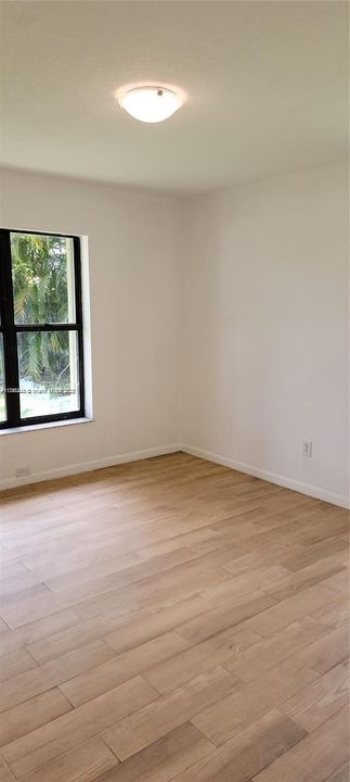 Недавно арендовано: $2,400 (3 спален, 2 ванн, 1758 Квадратных фут)