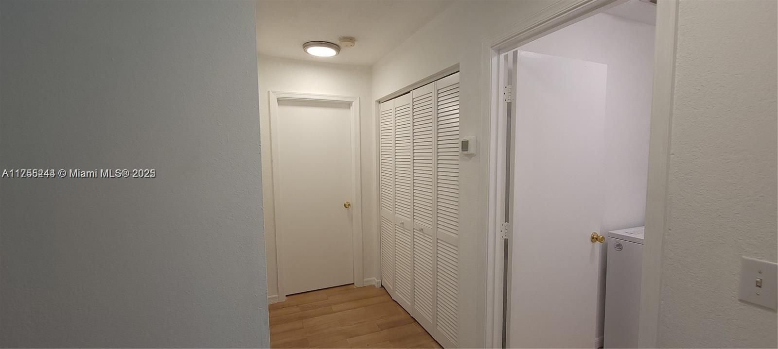 Недавно арендовано: $2,400 (3 спален, 2 ванн, 1758 Квадратных фут)