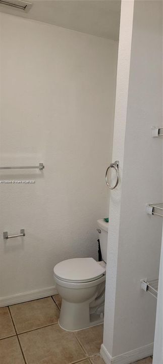 Недавно арендовано: $2,400 (3 спален, 2 ванн, 1758 Квадратных фут)