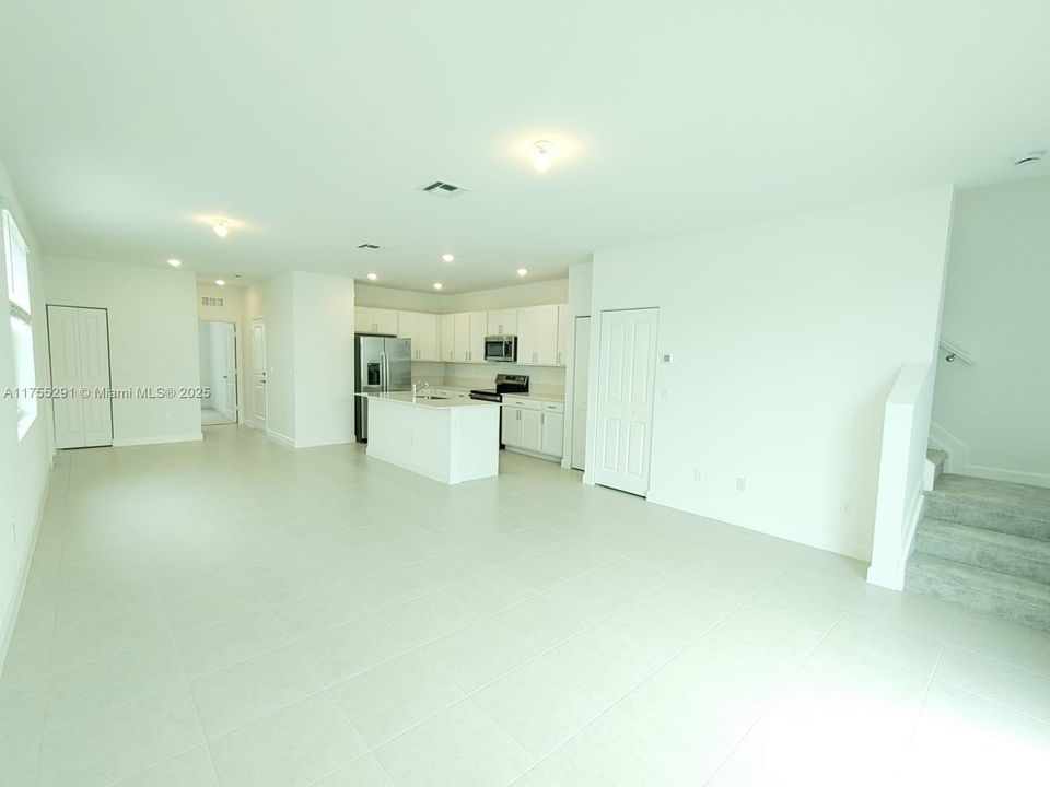 最近租的: $2,520 (4 贝兹, 2 浴室, 1820 平方英尺)