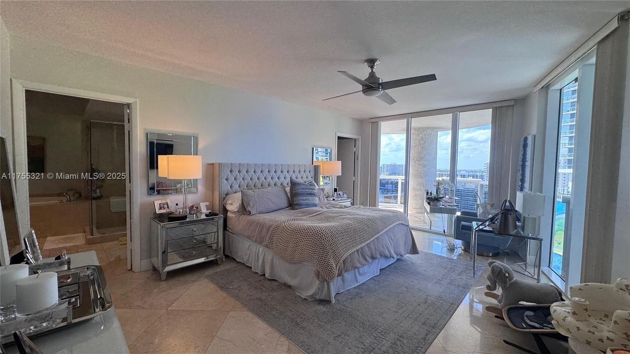 Vendido Recientemente: $1,075,000 (2 camas, 2 baños, 1782 Pies cuadrados)