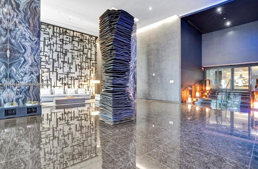 Vendido Recientemente: $1,075,000 (2 camas, 2 baños, 1782 Pies cuadrados)