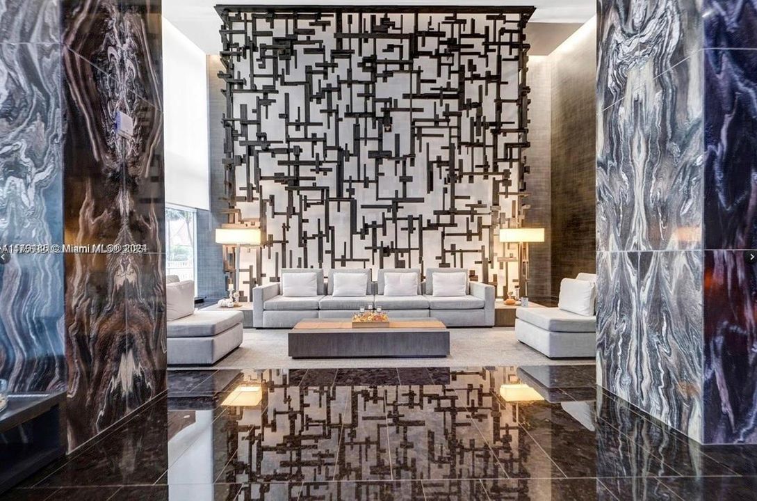 Vendido Recientemente: $1,075,000 (2 camas, 2 baños, 1782 Pies cuadrados)