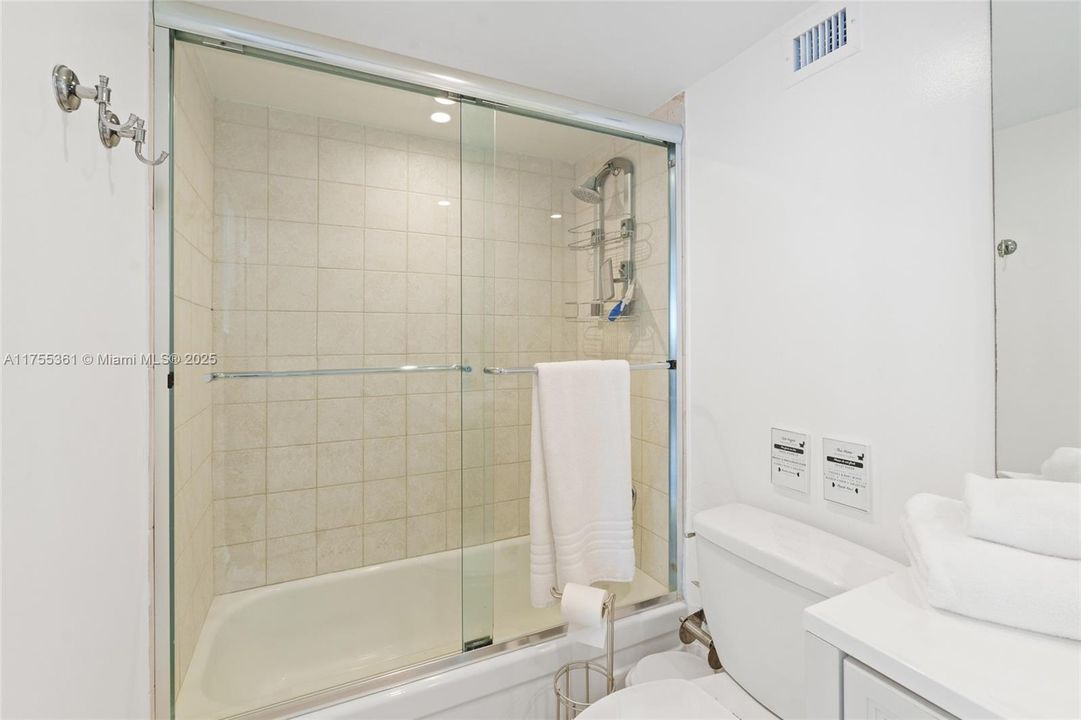 En Venta: $1,030,000 (2 camas, 2 baños, 1485 Pies cuadrados)