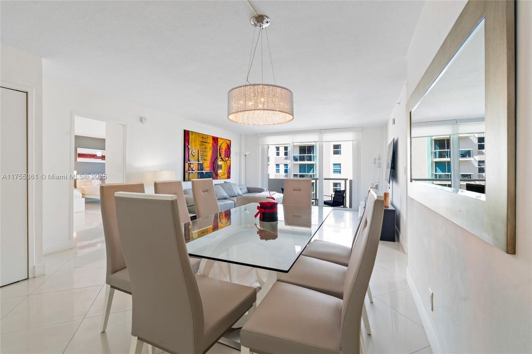 En Venta: $1,030,000 (2 camas, 2 baños, 1485 Pies cuadrados)