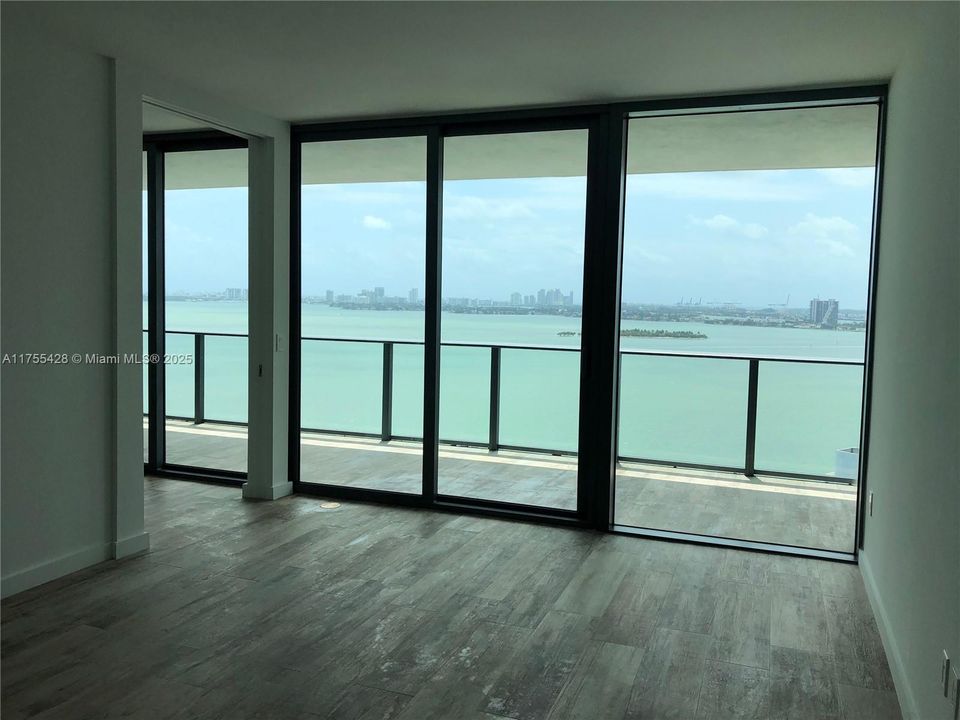 En Venta: $880,000 (2 camas, 2 baños, 1067 Pies cuadrados)